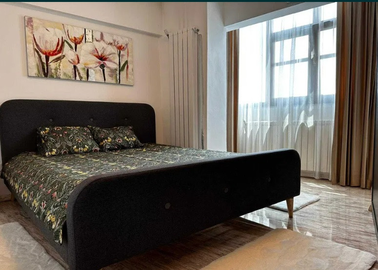 Apartament 4 camere - VEDERE BULEVARDUL UNIRII - zona UNIRII 