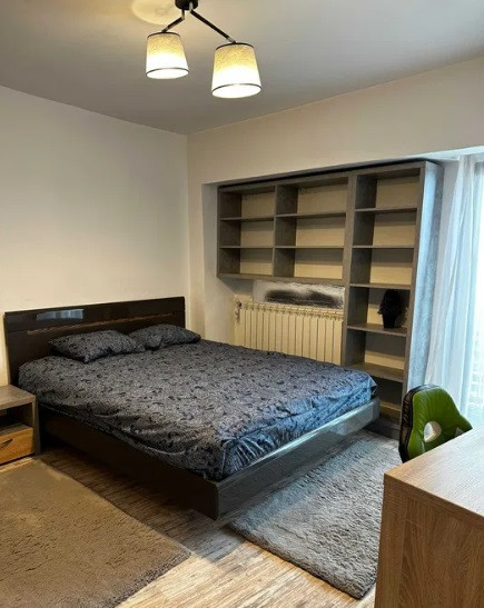 Apartament 4 camere - VEDERE BULEVARDUL UNIRII - zona UNIRII 