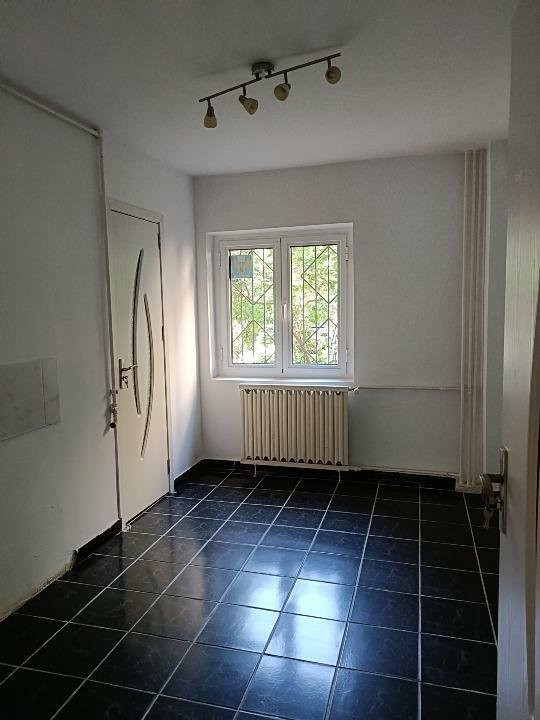 Apartament 4 camere decomandat - Voronet - Decebal 