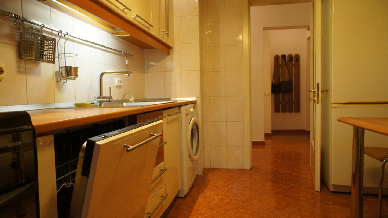 Apartament 3 camere decomandat Parcul Ciresarii - Domenii 