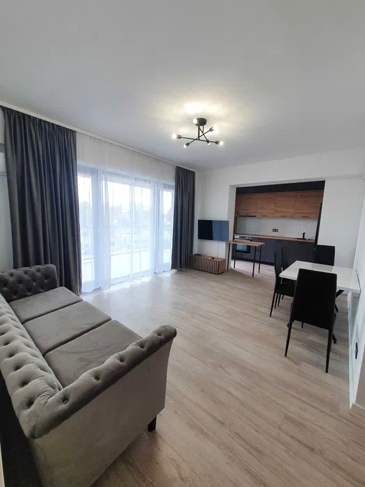 APARTAMENT DE 2 CAMERE, 48 MP UTILI, SISESTI