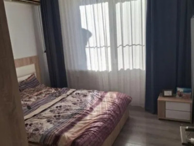 Apartament 4 camere-semidecomandat  -zona Lujerului
