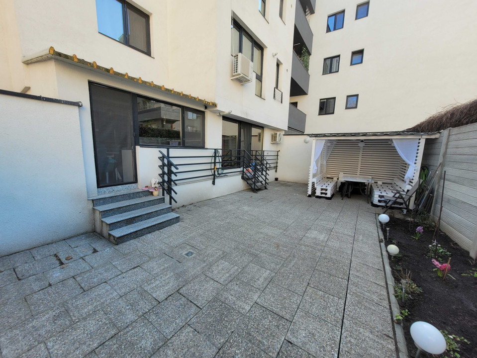 APARTAMENT 2 CAMERE - CURTE 60 MP - BLOC NOU