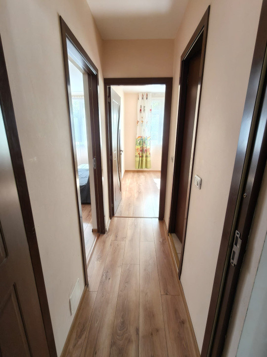 Apartament 3 camere-semidecomandat-zona Drumul Taberei - Favorit