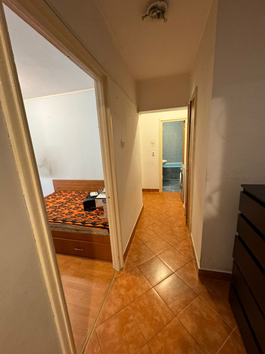 Apartament 3 camere-decomandat-et2- Lucian Blaga 