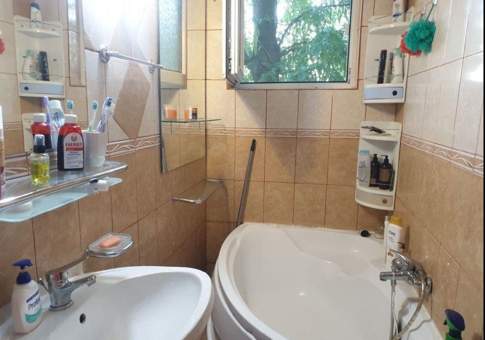 COD E16459 - Apartament 2 camere-semidecomandat-Lidl baicului