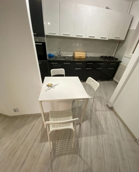 Apartament 3 camere Parcul Tineretului-metrou