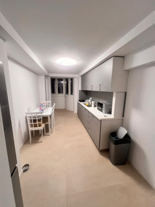 Apartament 3 camere decomandat-Bulevardul Decebal-Alba Iulia