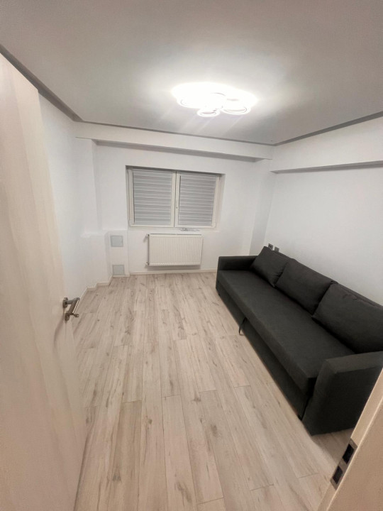 Apartament 3 camere decomandat-Bulevardul Decebal-Alba Iulia