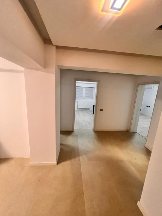 Apartament 3 camere decomandat-Bulevardul Decebal-Alba Iulia