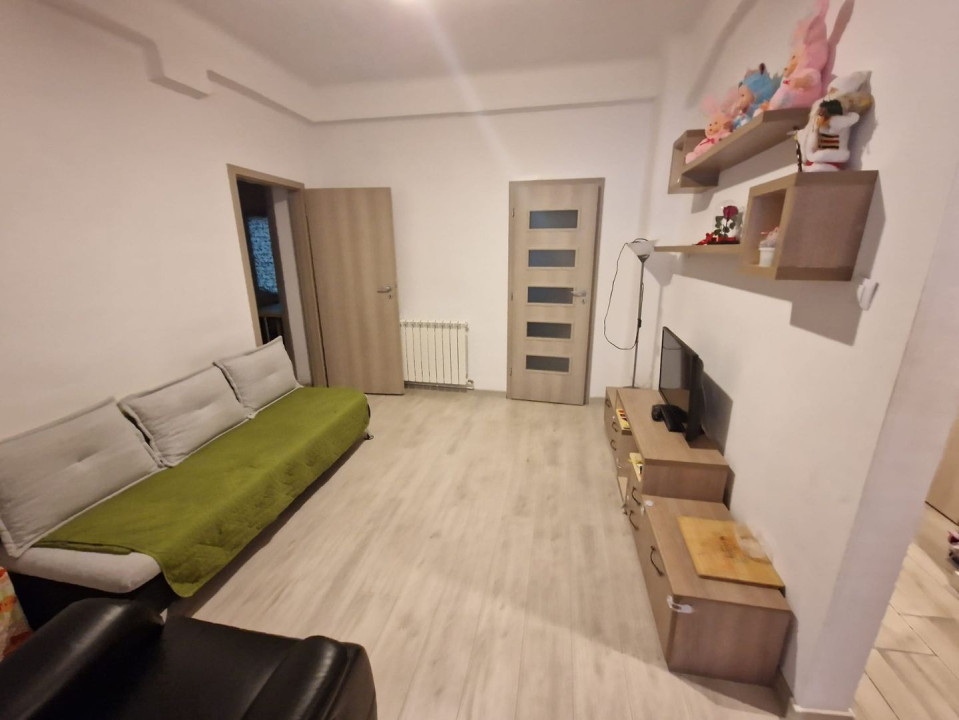 Apartament 5 Camere -Centrala Proprie- Unirii-Poenarul Bordea