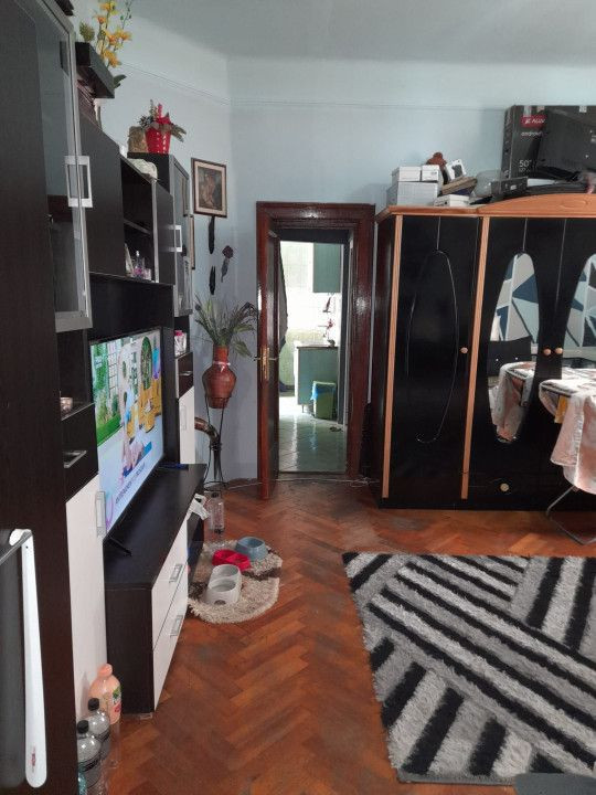 Apartament 2 camere -CENTRALA PROPRIE-  Piata Unirii