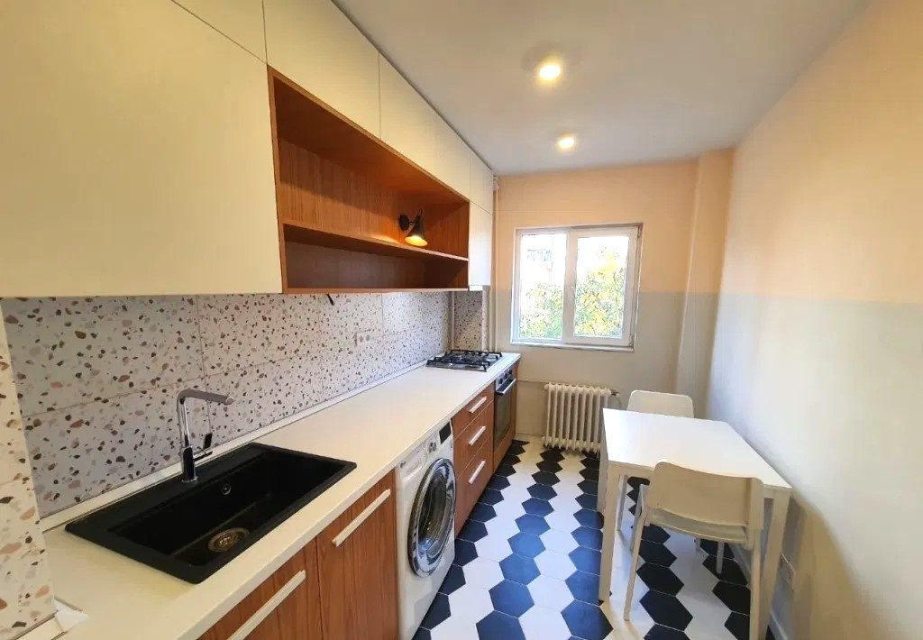 APARTAMENT DE 2 CAMERE, 55MP, RENOVAT, TEI-DOAMNA GHICA