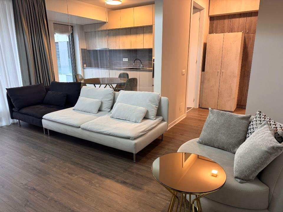 APARTAMENT DE 3 CAMERE, 85 MP UTILI, CLOUD 9