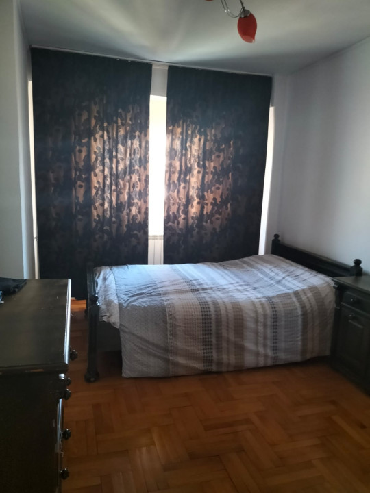 APARTAMENT 3 CAMERE-PETRE ISPIRESCU-SEBASTIAN-2 BAI-DECOMANDAT