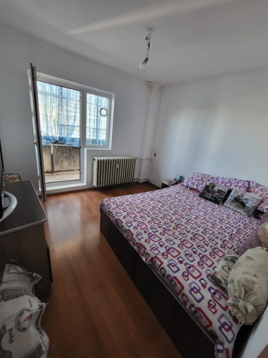 APARTAMENT 4 CAMERE-RAHOVA-DUMBRAVA NOUA-BARCA-2 BALCOANE-2 BAI