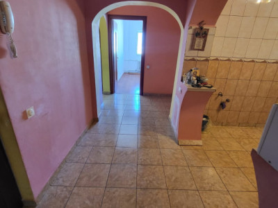 APARTAMENT 4 CAMERE-RAHOVA-DUMBRAVA NOUA-BARCA-2 BALCOANE-2 BAI