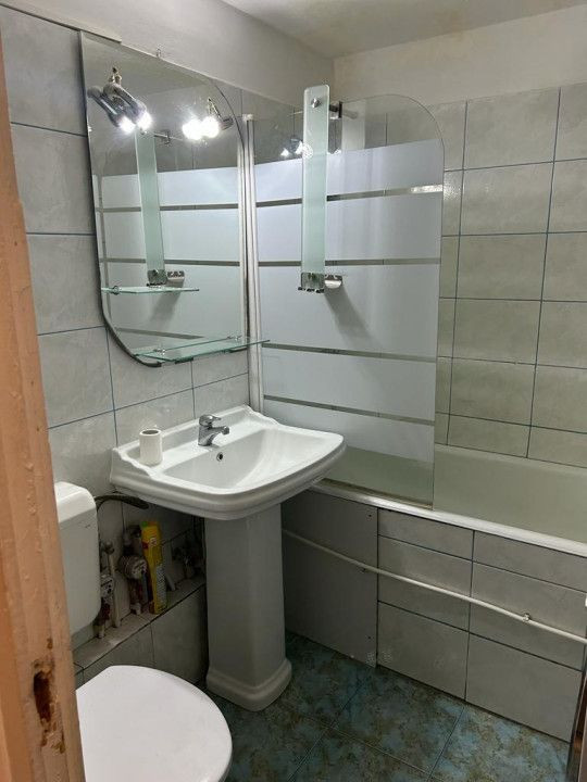 APARTAMENT 2 CAMERE-RAHOVA-DECOMANDAT