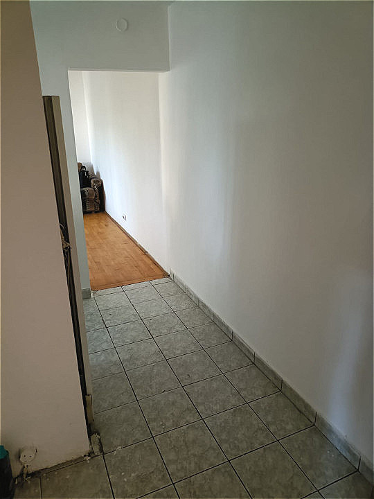 Apartament Semidecomandat 3 camere Eroii Revolutiei