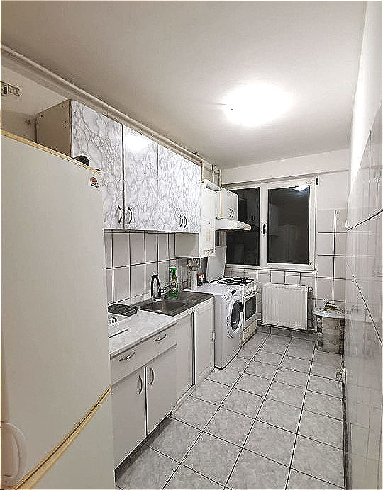 Apartament Semidecomandat 3 camere Eroii Revolutiei