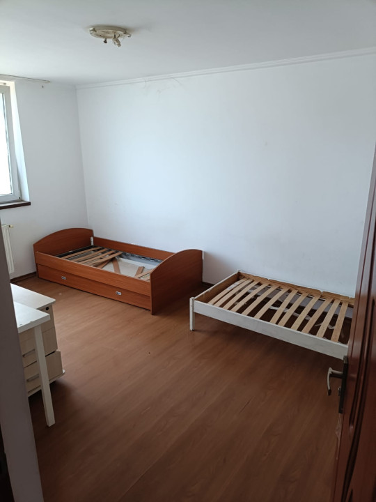 Apartament 3 camere -Fundeni