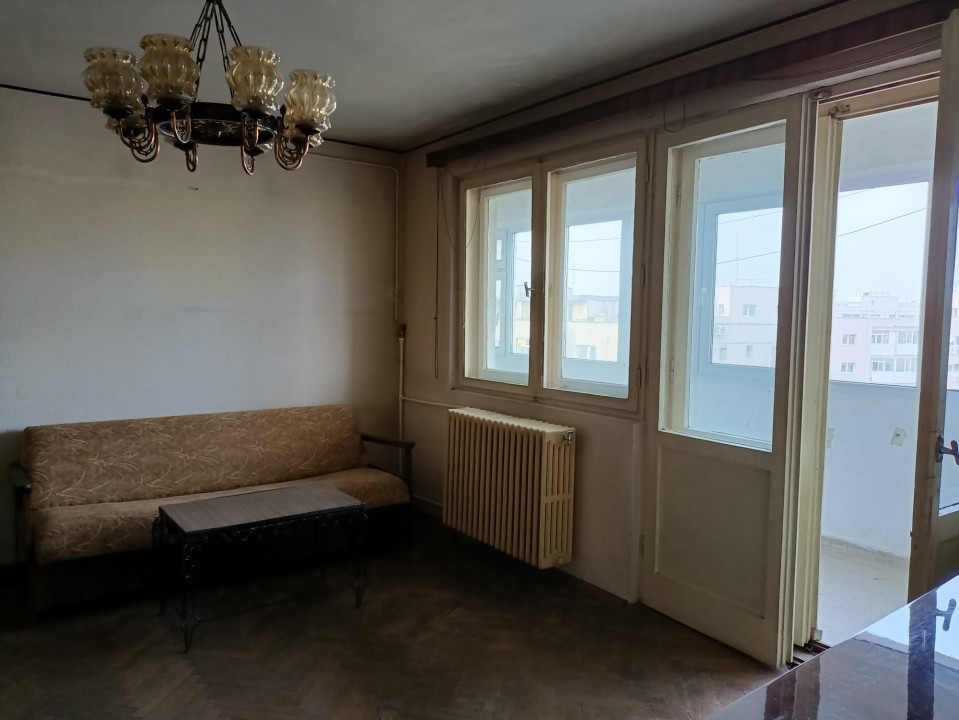 Apartament semidecomandat  3 camere Lujerului