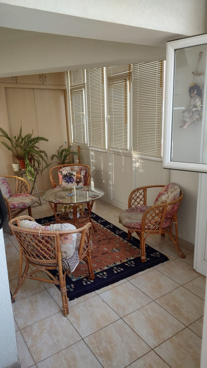 Apartament Semidecomandat 5 camere 