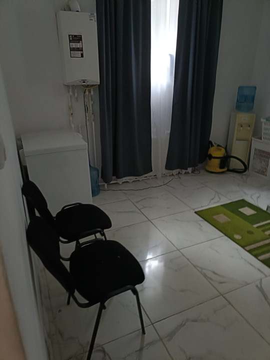 Apartament Semidecomandat 3 camere Timpuri Noi