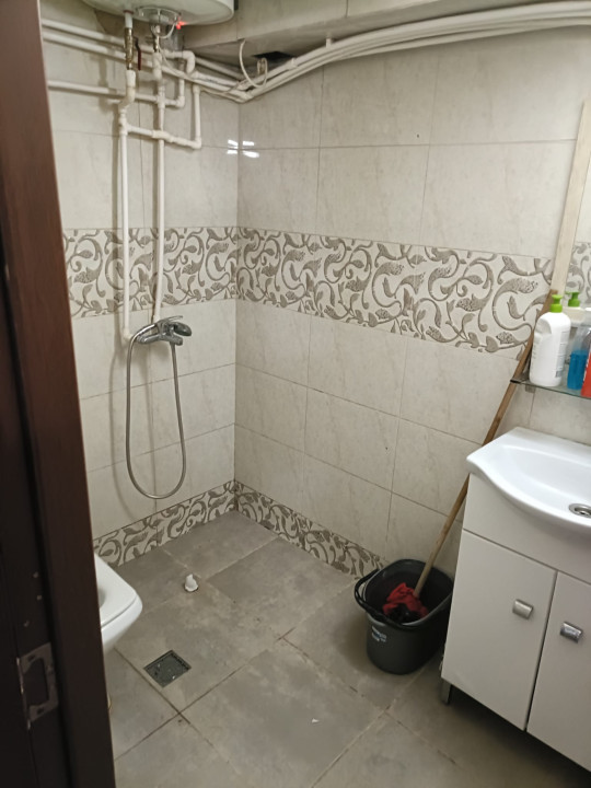 Apartament Semidecomandat 3 camere Timpuri Noi