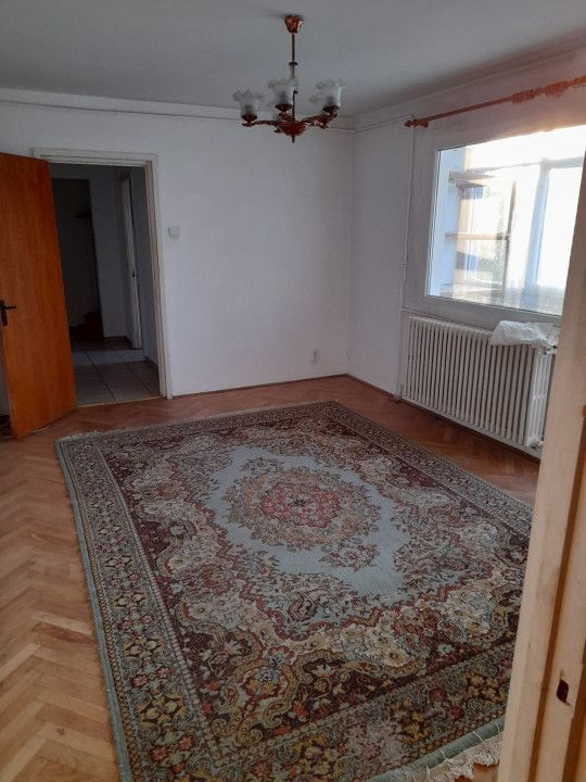 Apartament 3 camere - APUSULUI