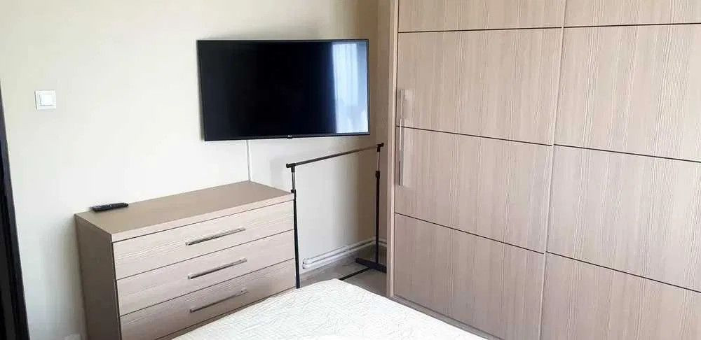 Apartament 3 camere - CENTRALA PROPRIE - zona GORJULUI - 3 min METROU