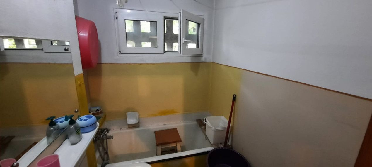 Apartament 4 camere, Gorjului, ZONA LINISTITA