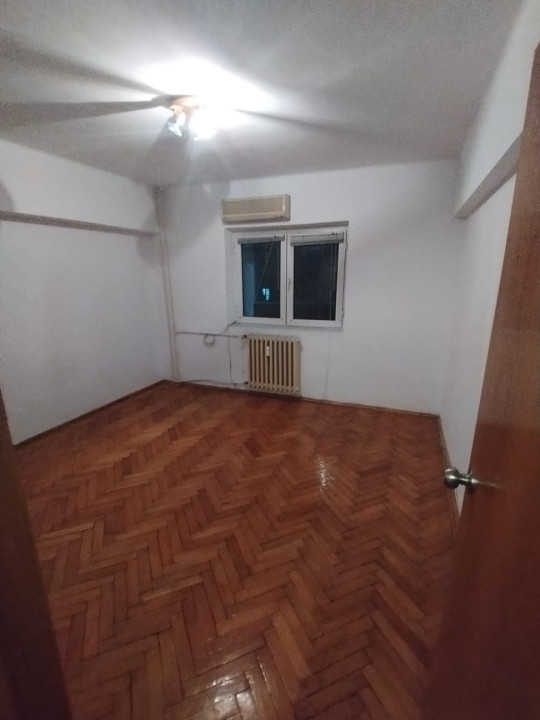 Apartament 3 camere decomandate Bld Octavian Goga-Unirii- Stradal