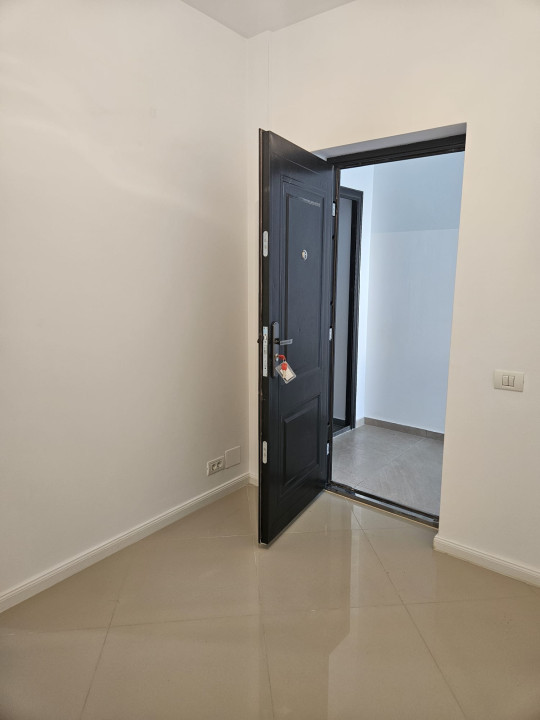 Apartament 3 camere+curte- Cartierul Latin