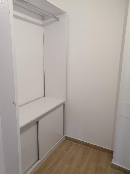 Apartament 3 camere-decomandat-zona Oltenitei-Piata Sudului