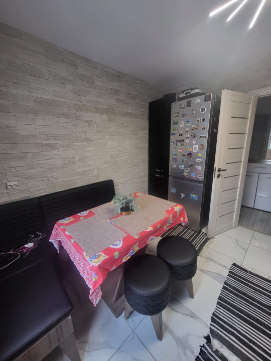 Apartament 3 camere - Soseaua Mihai Bravu - Parc Vatra Luminoasa