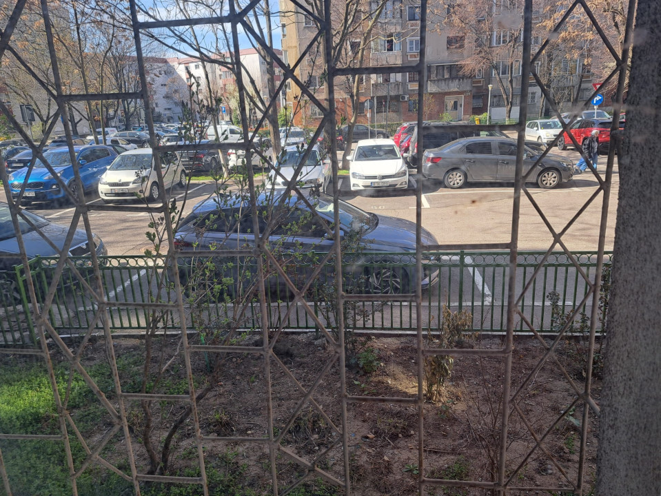 Apartament 2 camere 13 Septembrie-Razoare