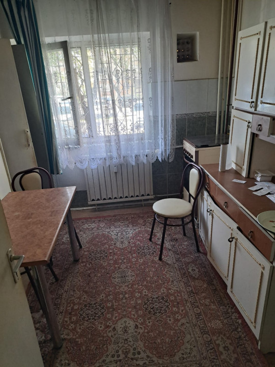 Apartament 2 camere 13 Septembrie-Razoare