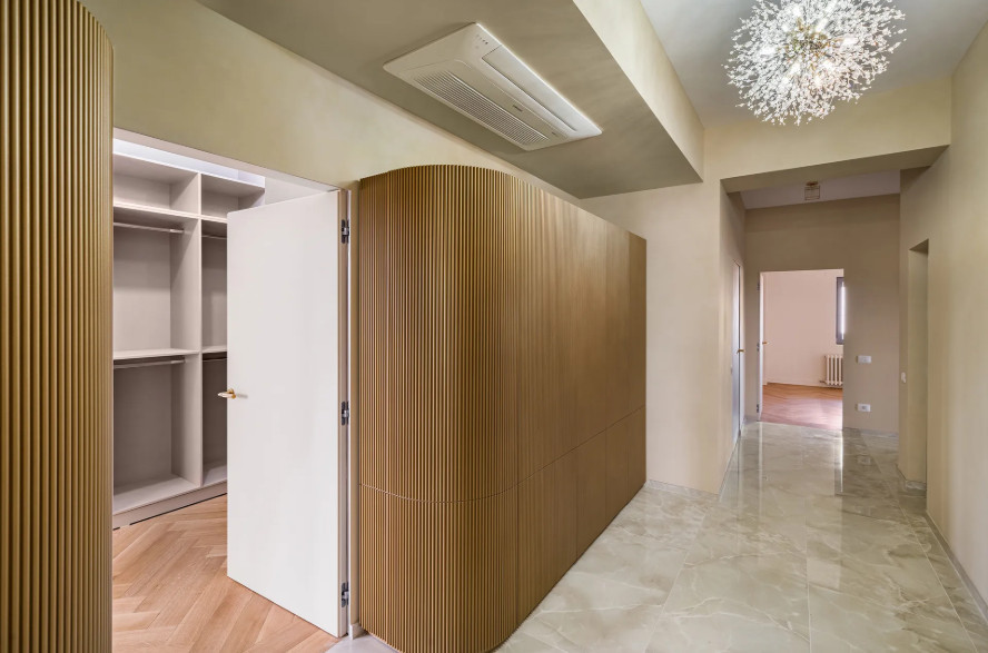 Apartament 5 camere- decomandat- zona Calea Plevnei 