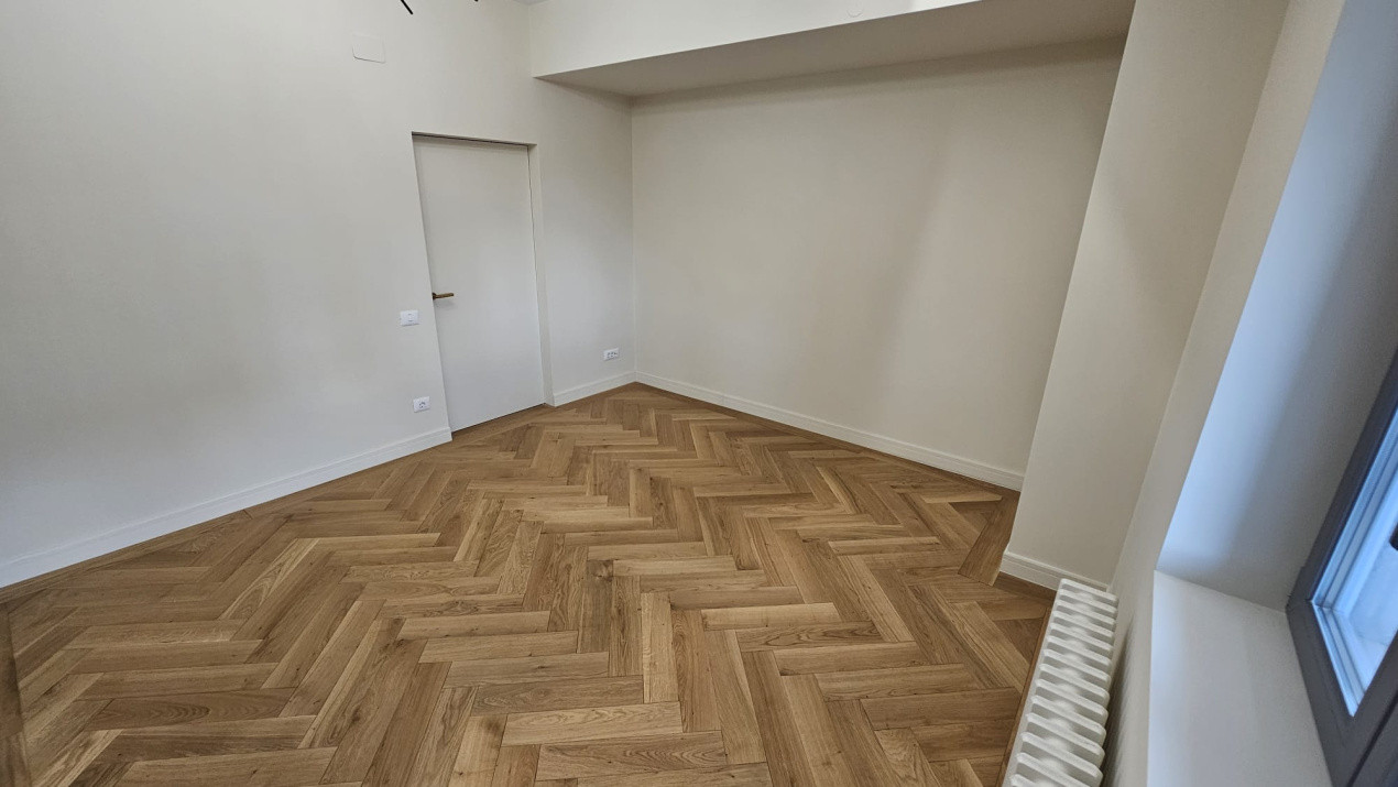 Apartament 5 camere- decomandat- zona Calea Plevnei 