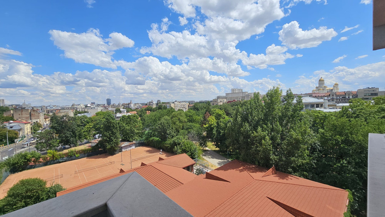 Apartament 5 camere- decomandat- zona Calea Plevnei 