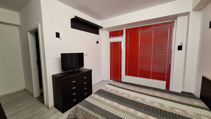 Apartament -2 camere -semidecomandat-Zona Baneasa
