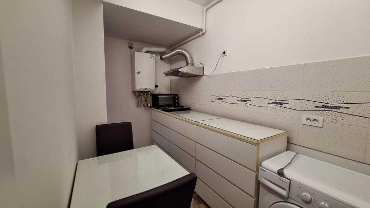 Apartament -2 camere -semidecomandat-Zona Baneasa