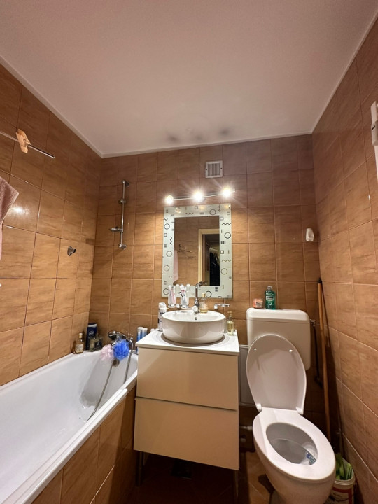 Apartament 3 camere - DECOMANDAT - zona GIURGIULUI 