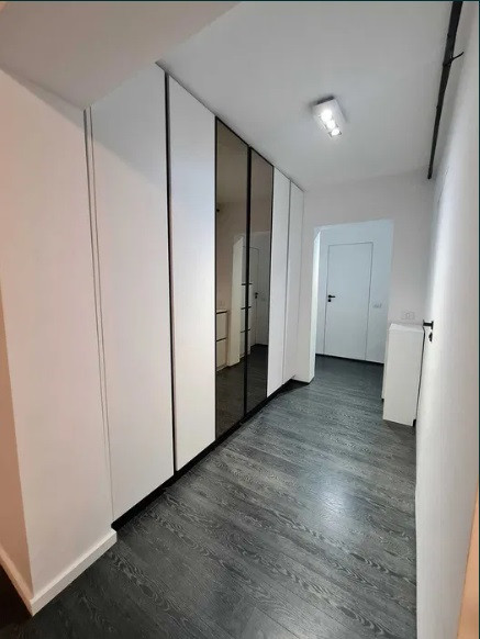 Apartament 3 camere - VEDERE PANORAMICA - zona TINERETULUI - CALEA VACARESTI