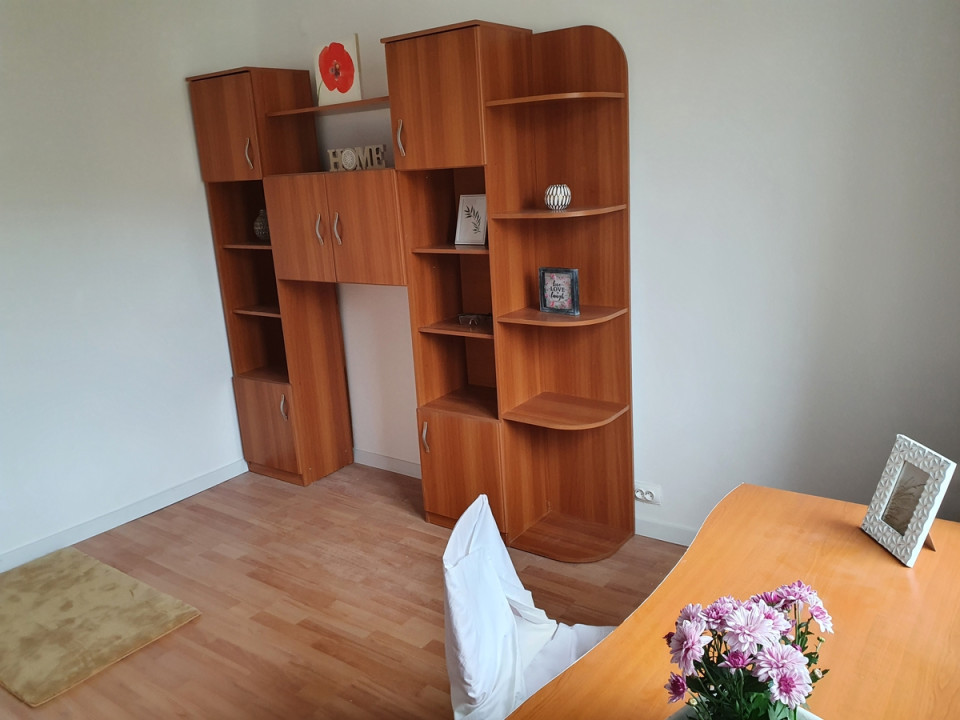 APARTAMENT 3 CAMERE-COLENTINA-TEIUL DOAMNEI-2 BAI-DECOMANDAT