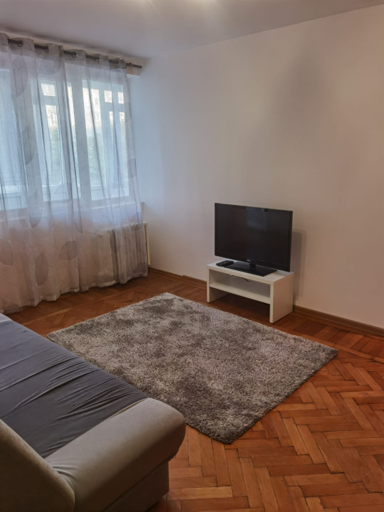 Apartament de inchiriat -2 camere zona Mihai Bravu