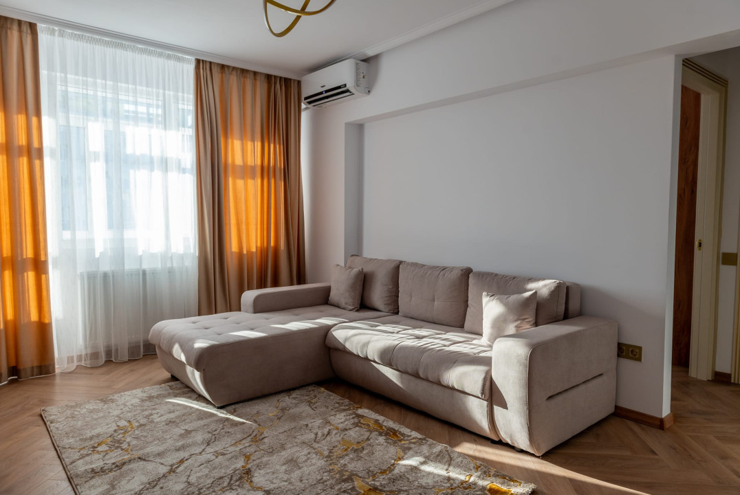 Apartament 2 camere, recent renovat, în zona Unirii - Tineretului