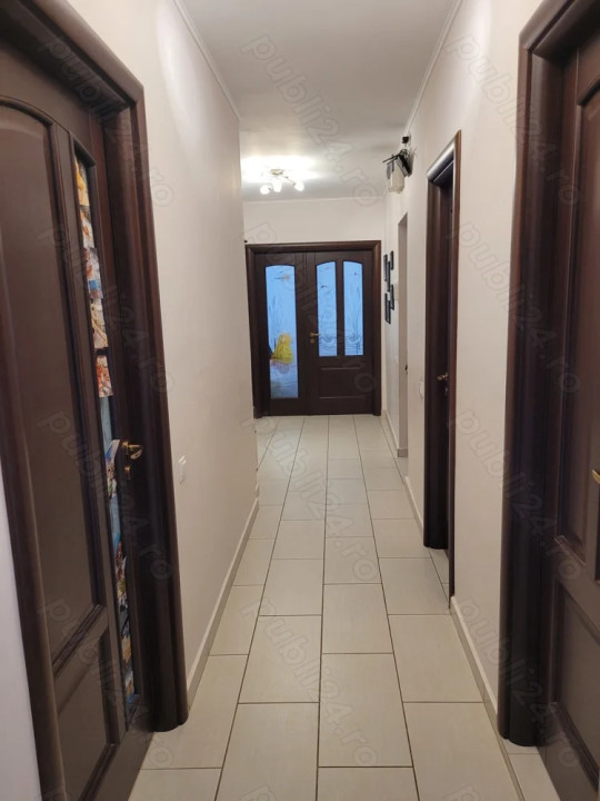 APARTAMENT 3 CAMERE BANEASA