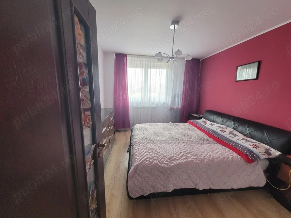 APARTAMENT 3 CAMERE BANEASA